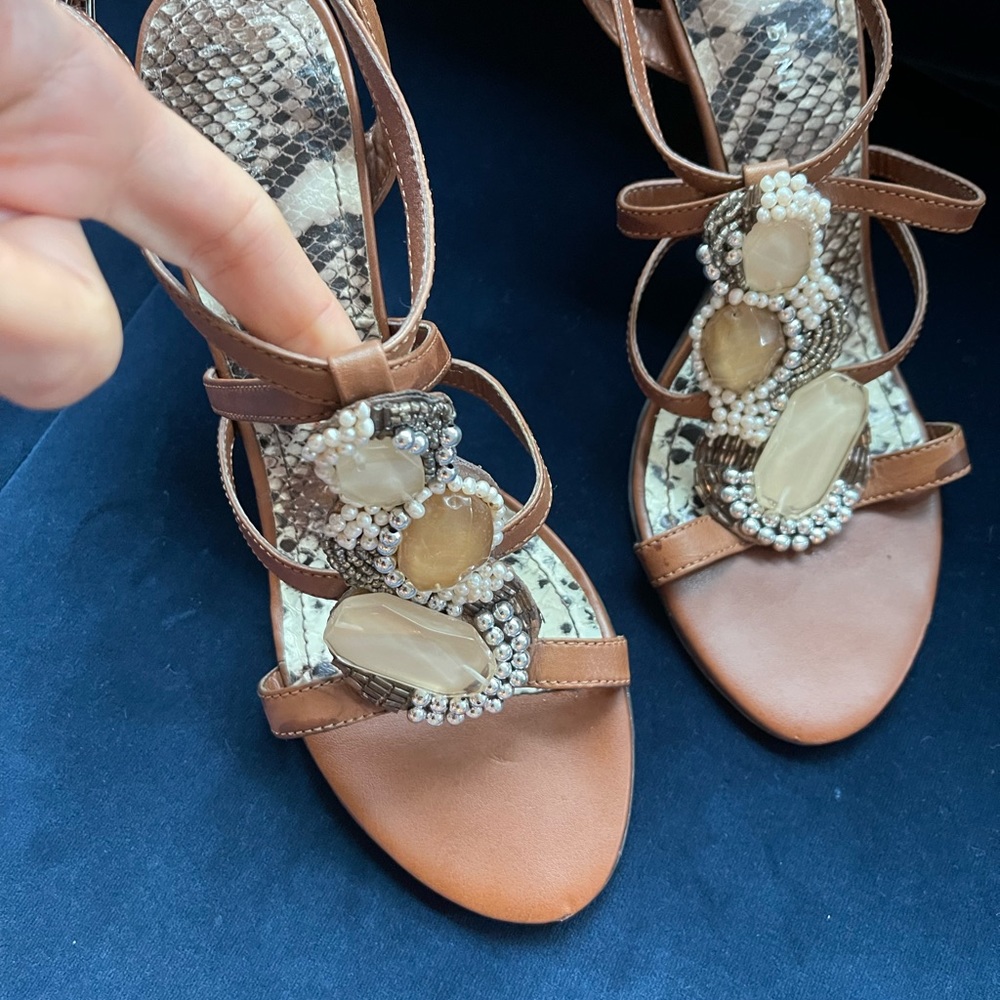 Gianni Bini sandals size 8.5